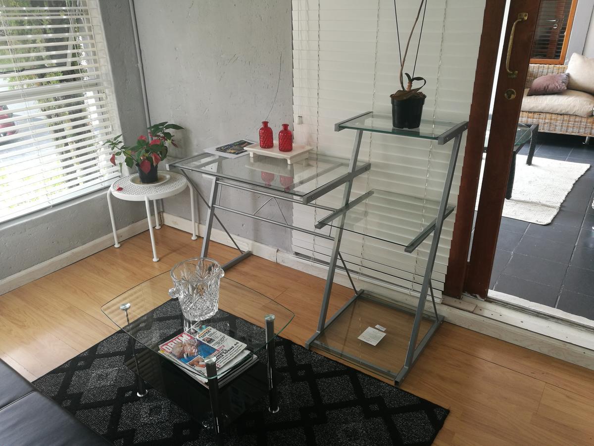 Corgi Guest House Йоханесбург Екстериор снимка